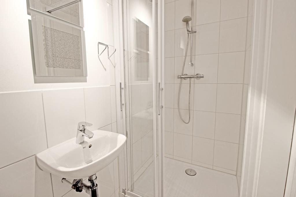 Ground Floor Canal Apartment อัมสเตอร์ดัม ภายนอก รูปภาพ